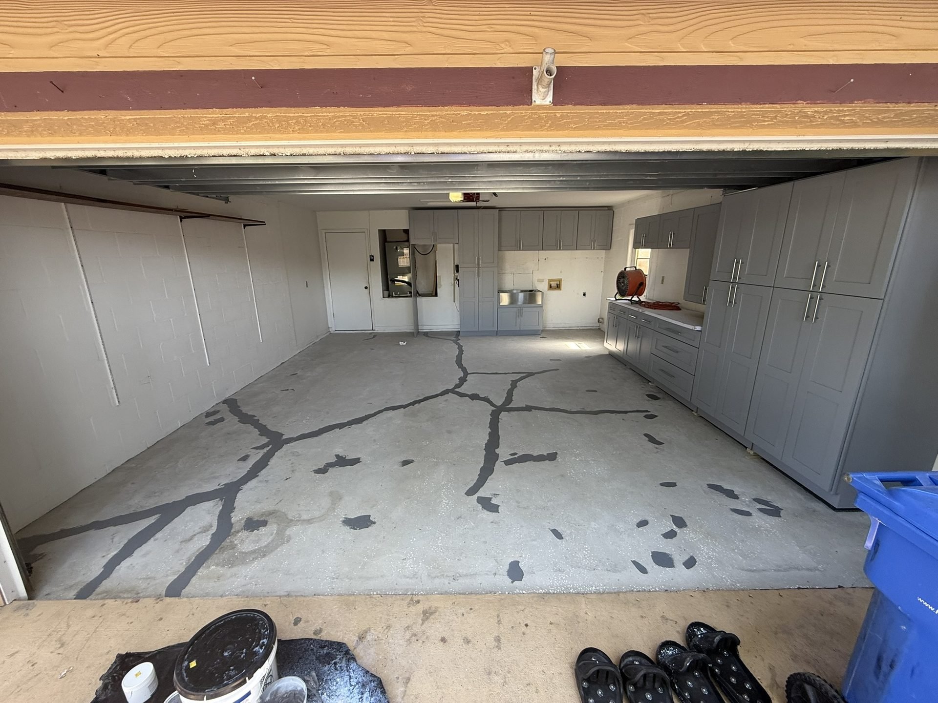 Cedarfield Drive — before photo 2