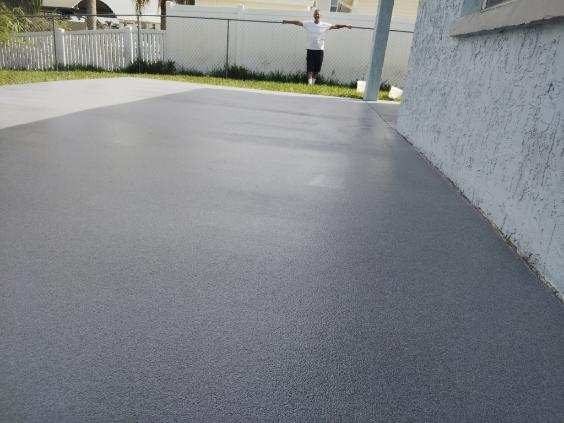 Columbus Drive — completed floor detail 6