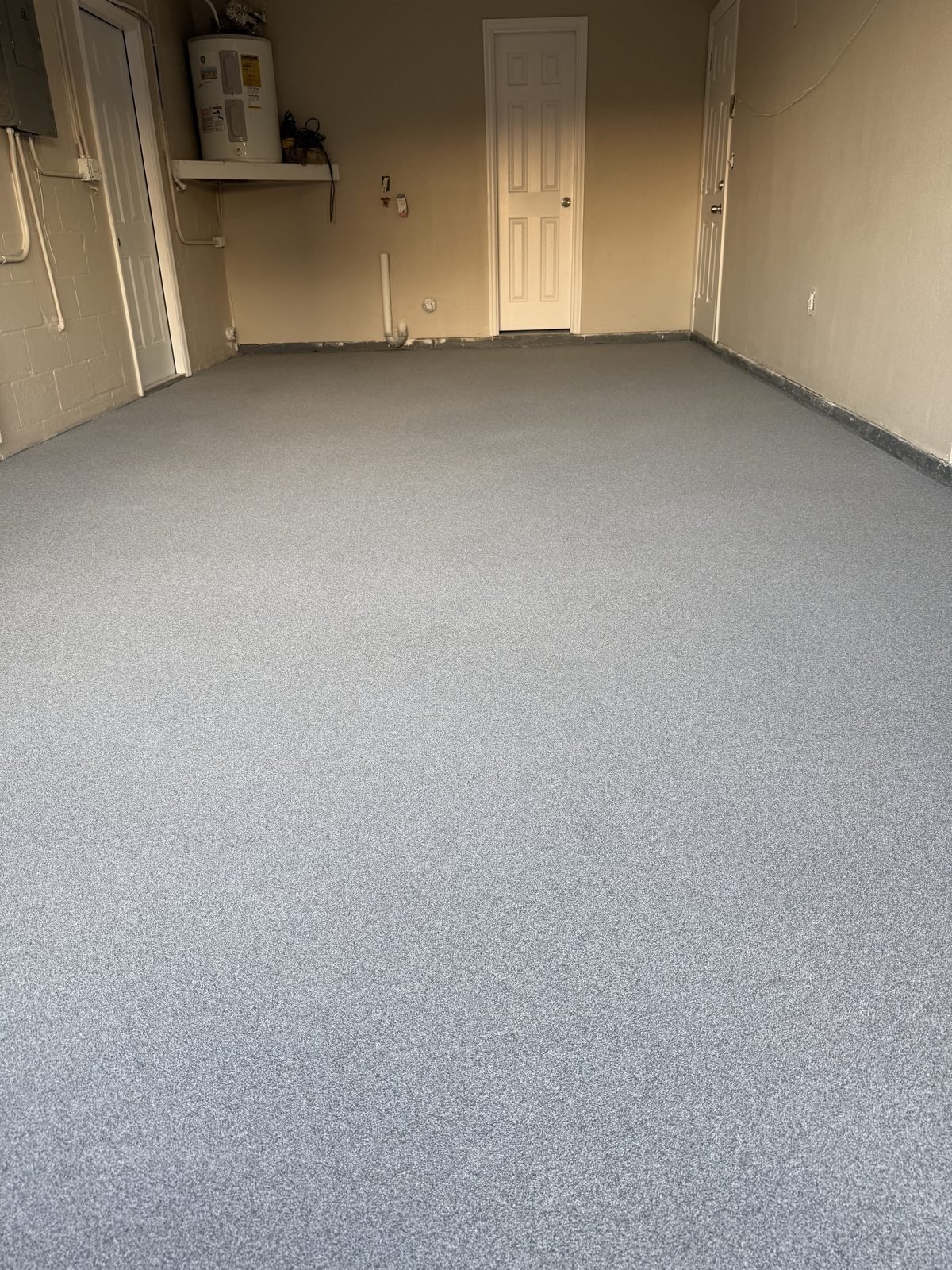 Flake epoxy flooring