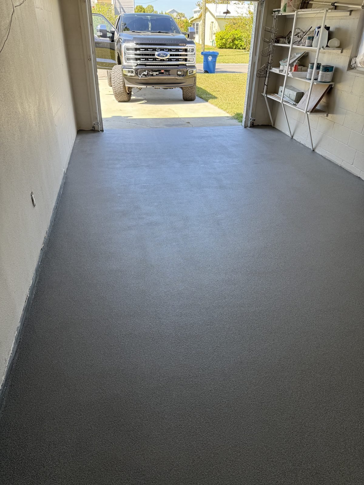 Close-up flake detail — Columbus Dr project